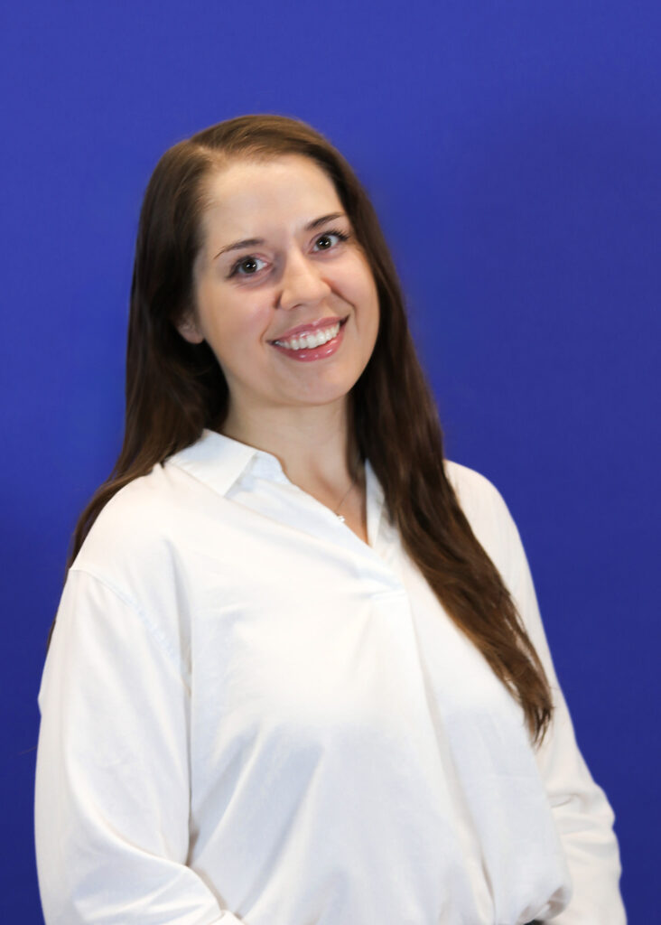 Headshot of Dana Cramer